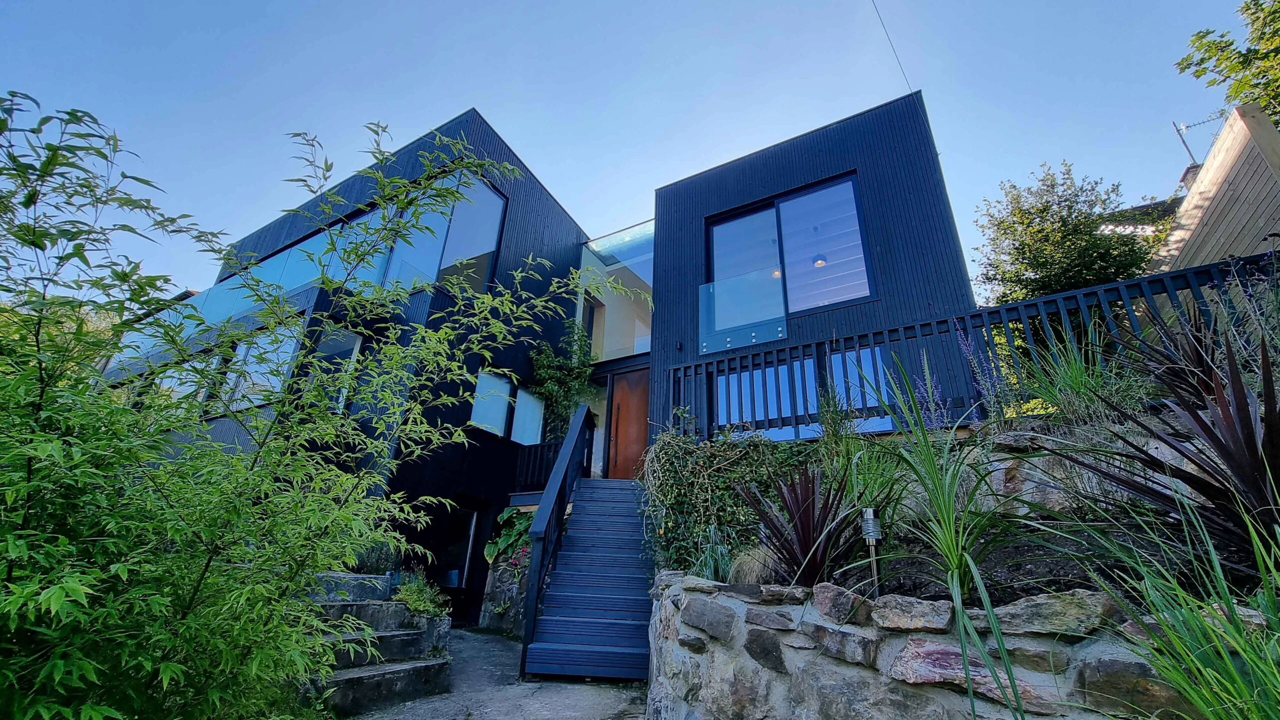 Exceptional Auction Result Achieved in Hope Cove – Luscombe Maye